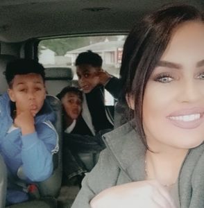 Meet your Posher, Brooke